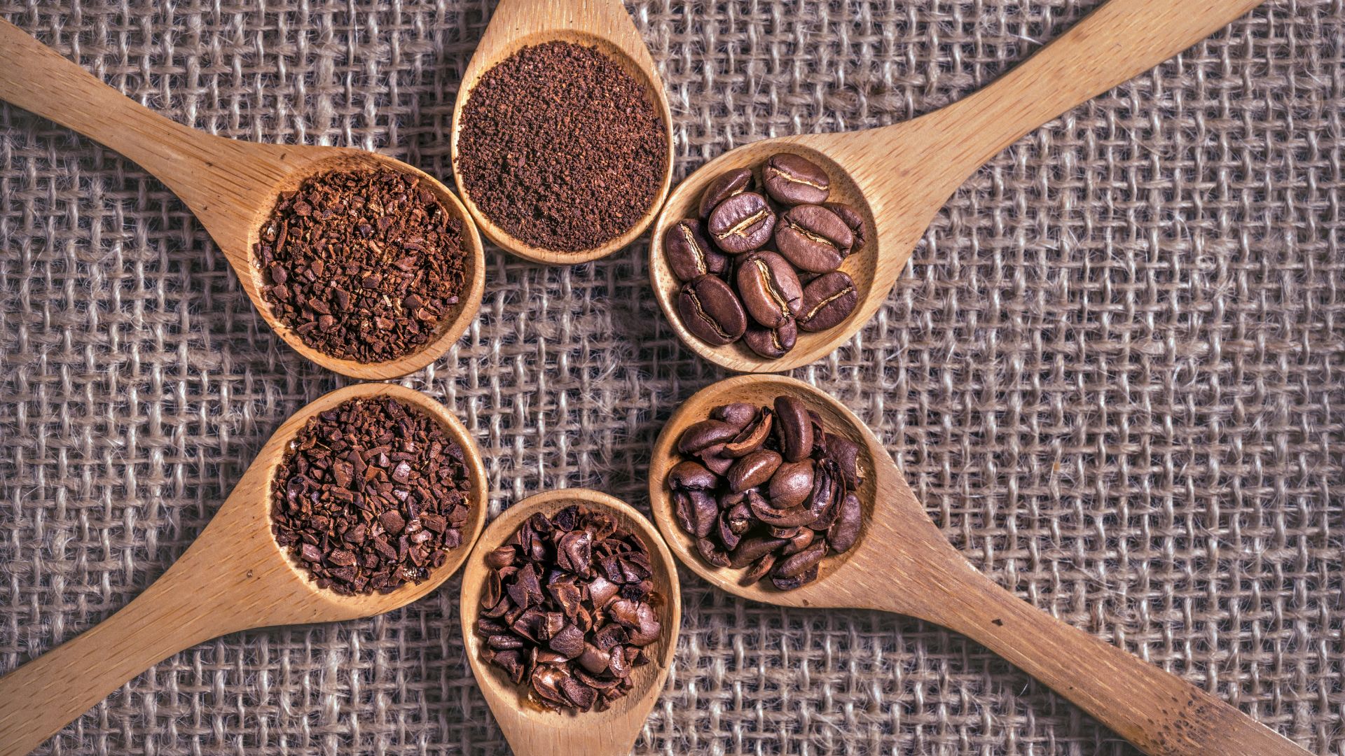قهوه فوری چقدر کافئین دارد ؟